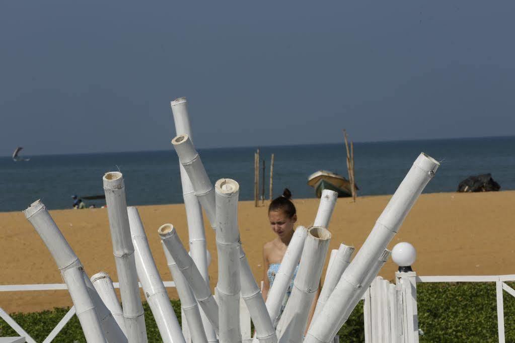 Zand Negombo Ettukala Exteriör bild