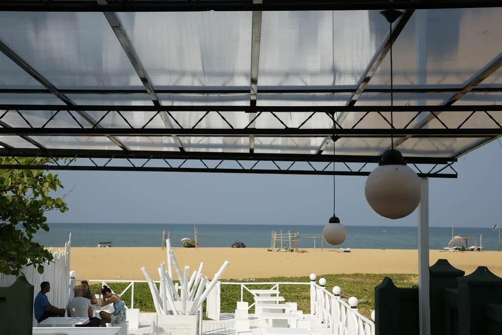 Zand Negombo Ettukala Exteriör bild